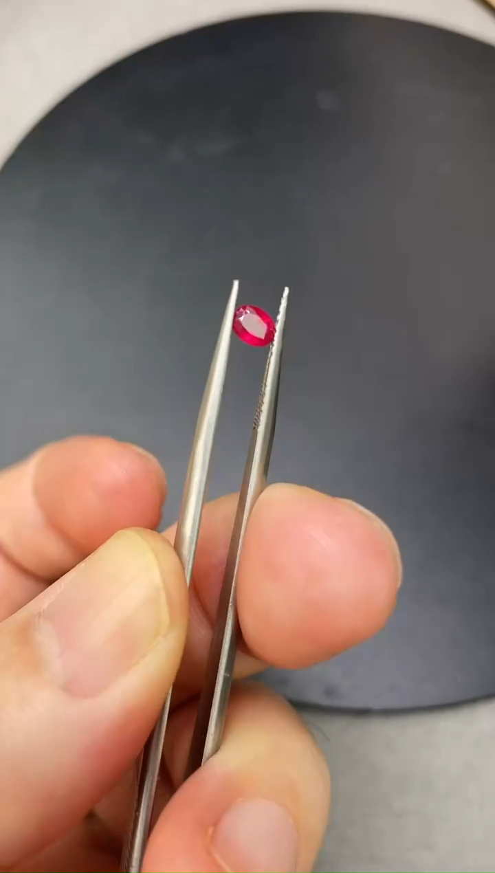 裸石红宝石椭圆缅甸红宝石