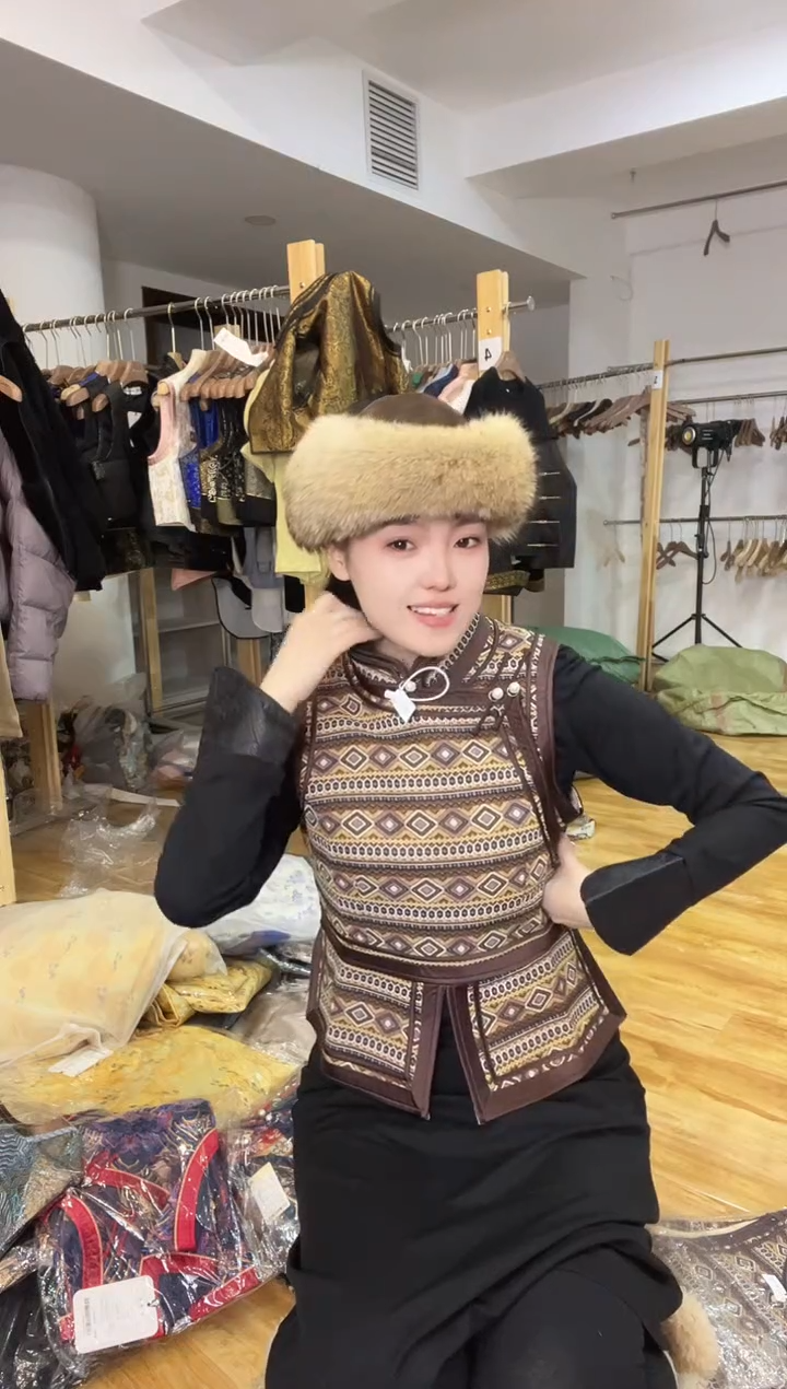 S码         95斤  马甲