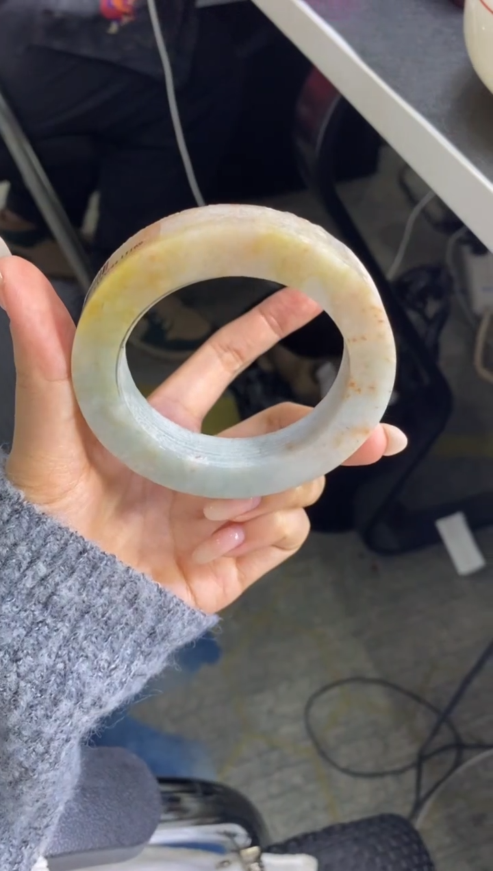 【闪购商品】定制翡翠手镯未镶嵌发一件