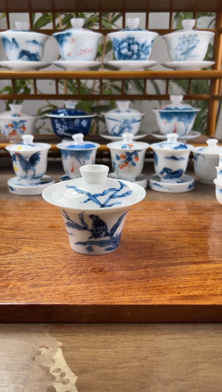 微瑕翠鸟130CC马蹄盖碗