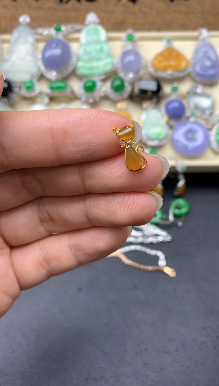 【闪购商品】翡翠颈饰18K金镶嵌121-中国好珍宝