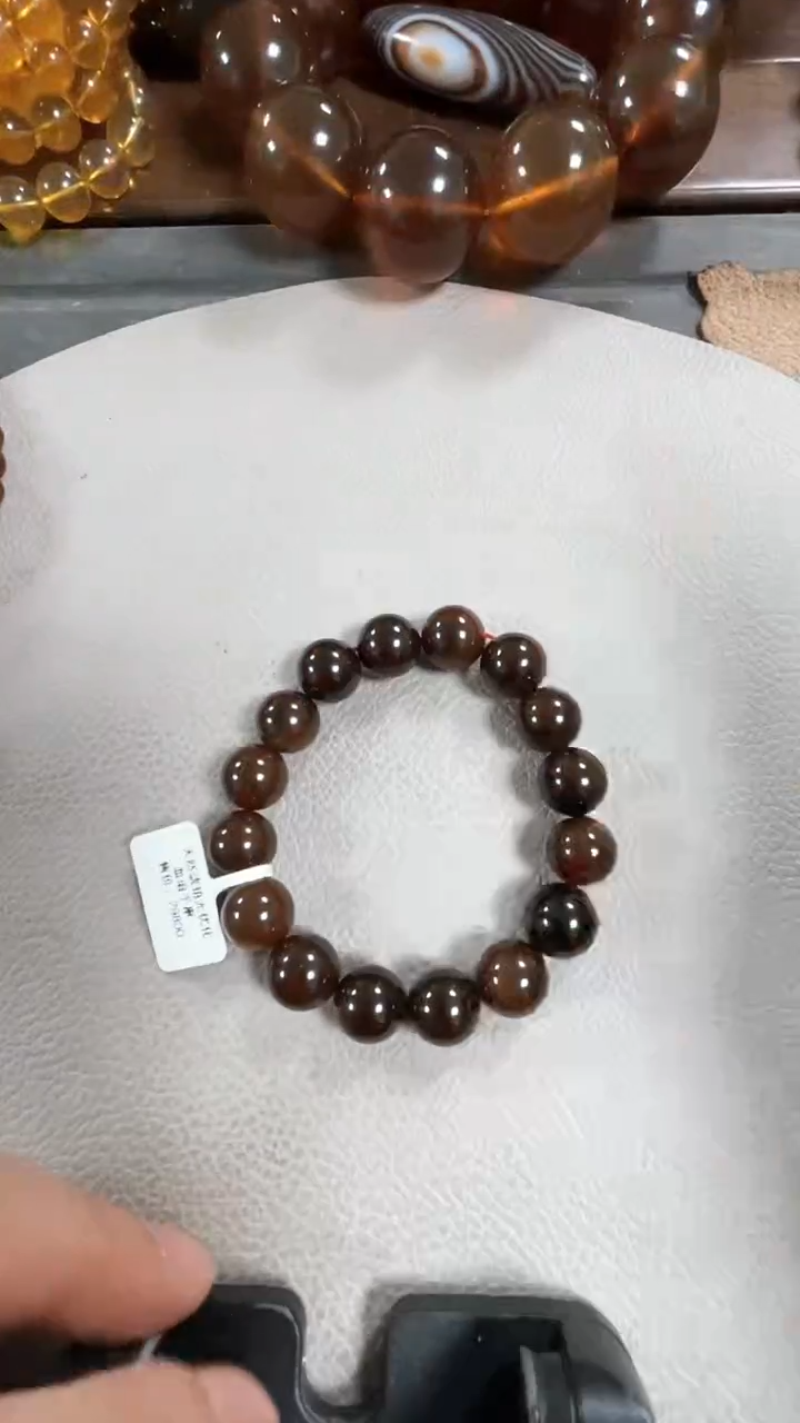 【闪购商品】血珀手串未镶嵌卡12