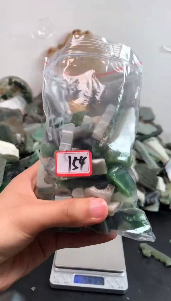 未镶嵌和田玉摆件154