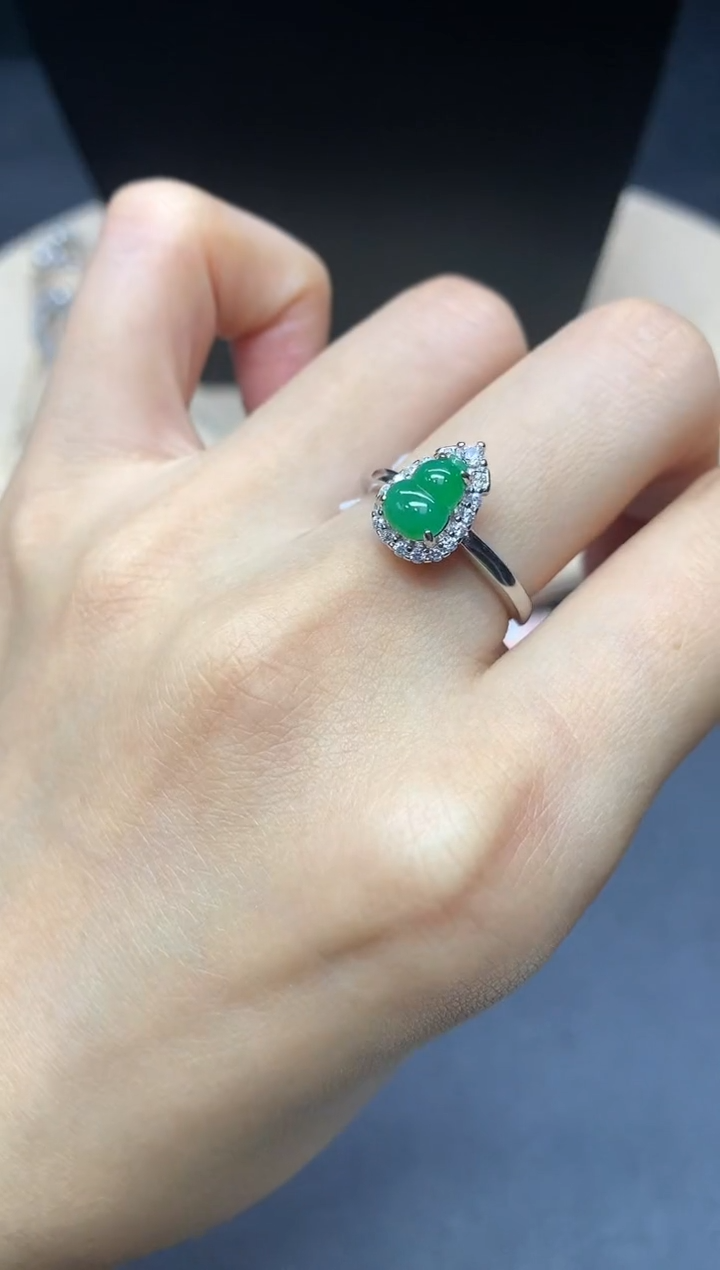【闪购商品】翡翠戒指银S925镶嵌葫芦【多样性发其一】