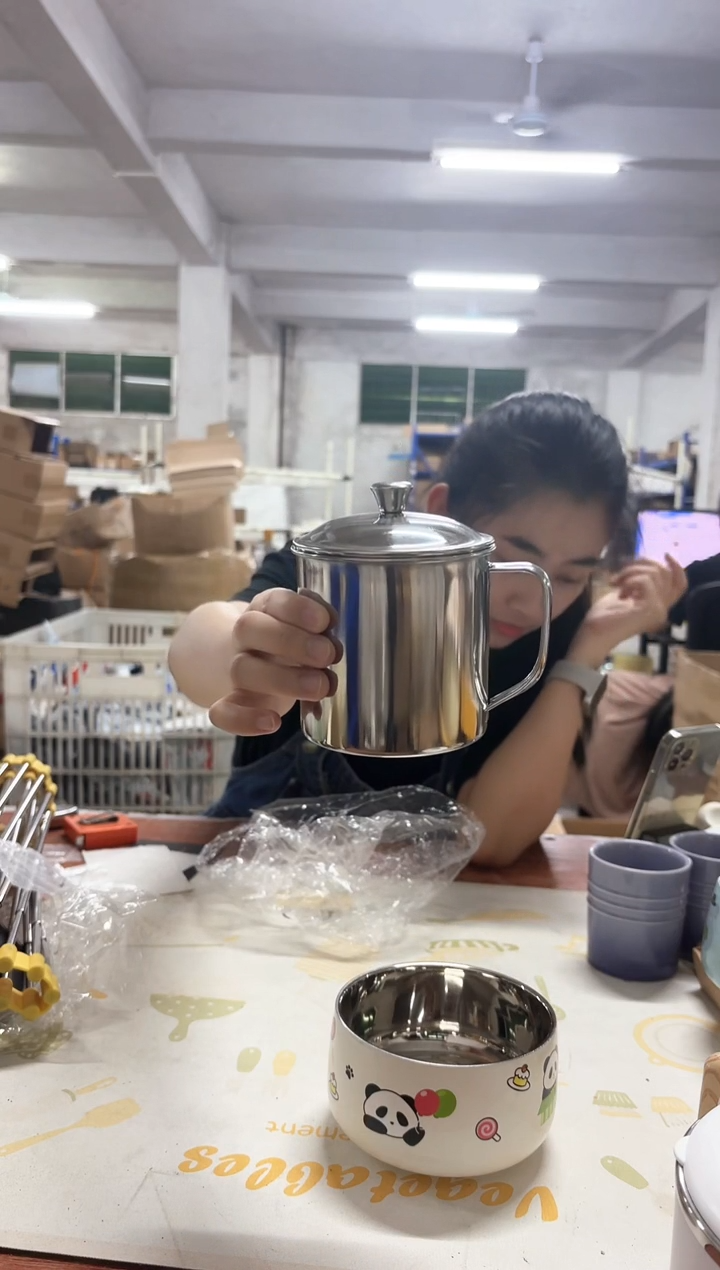 食品级塑料秒杀清仓微瑕产品，可能当过样品拍照