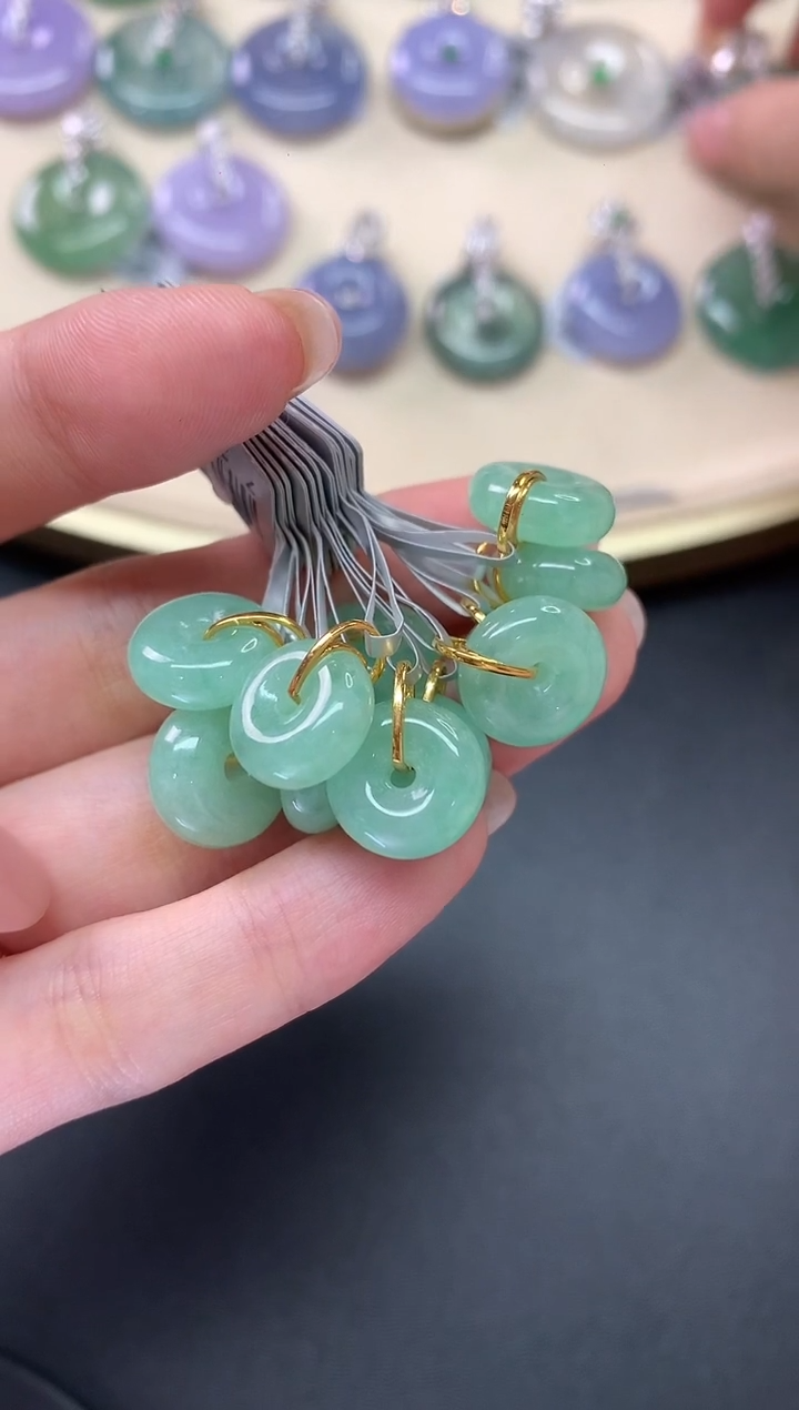 翡翠18K金镶嵌吊坠(不含链)Z399|多样性发货一件380