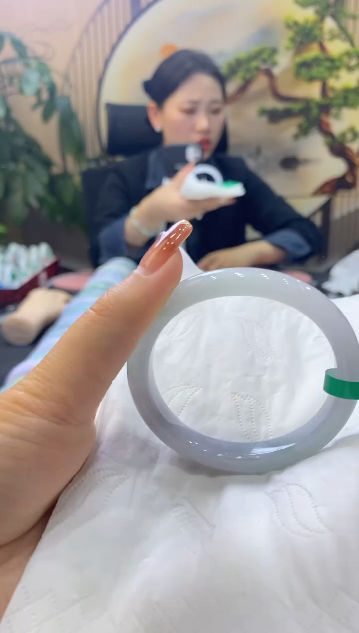 【闪购商品】翡翠手镯未镶嵌00009091