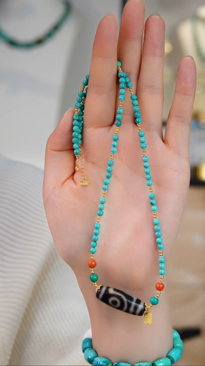 18K金镶嵌绿松石项链1