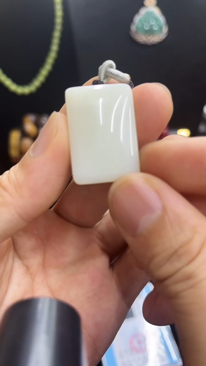 翡翠挂件未镶嵌老良珠宝专用链接b35