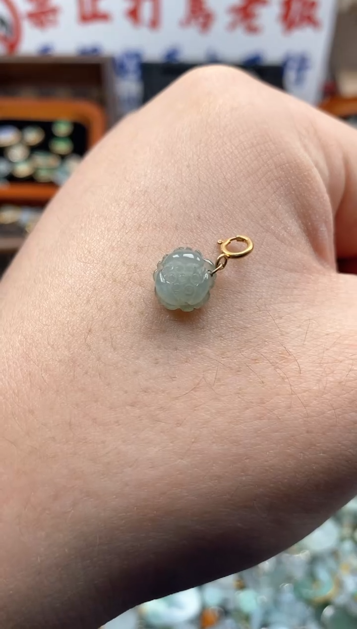 【闪购商品】翡翠颈饰未镶嵌哥哥