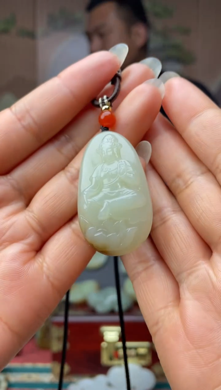 颈饰未镶嵌和田玉拍一发一