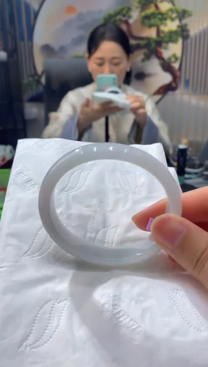 【闪购商品】翡翠手镯未镶嵌00003857