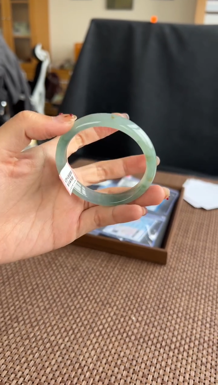 未镶嵌手镯翡翠20号53.8*11.4*6.8