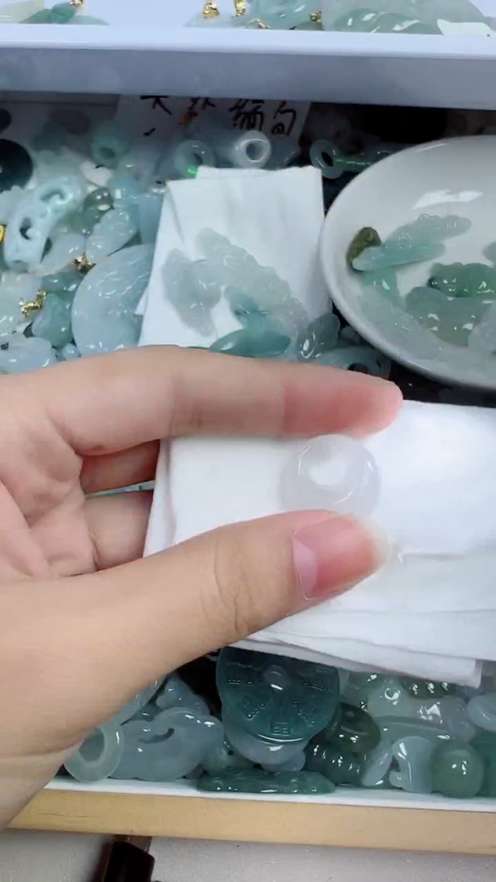 散珠翡翠215号链接，A货翡翠