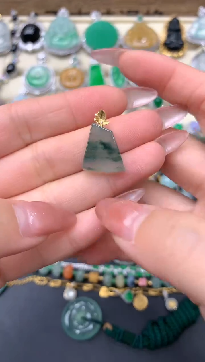 【闪购商品】翡翠颈饰18K金镶嵌120-中国好珍宝