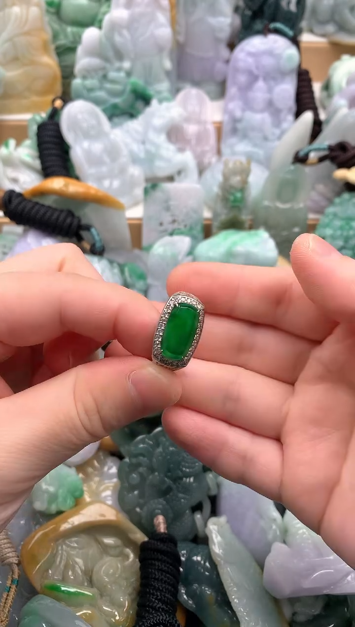 吊坠(不含链)未镶嵌翡翠1