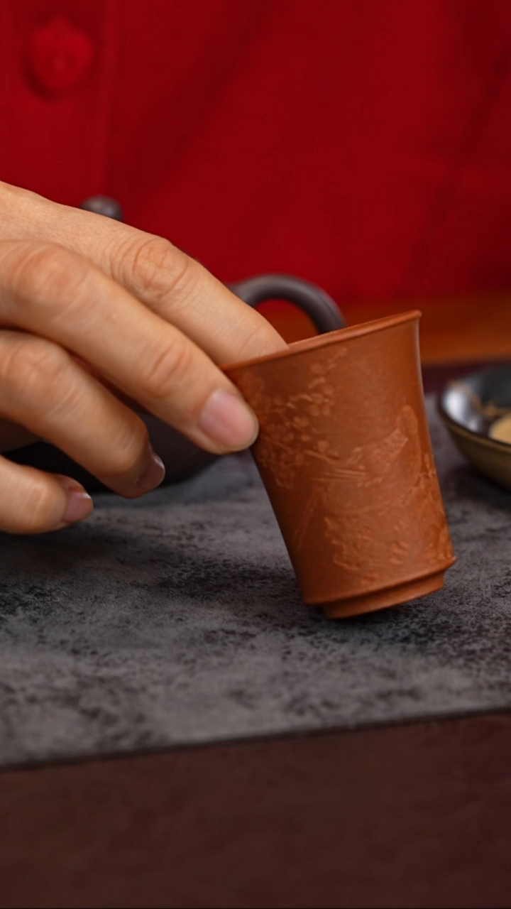 【闪购商品】紫砂茶杯闻香杯 降坡泥 刻绘山鸟