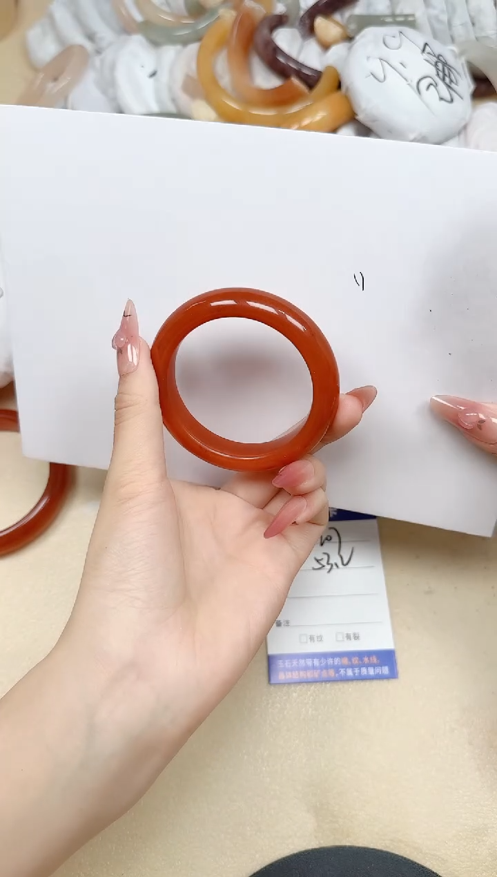 石英质玉手镯未镶嵌207/53.2