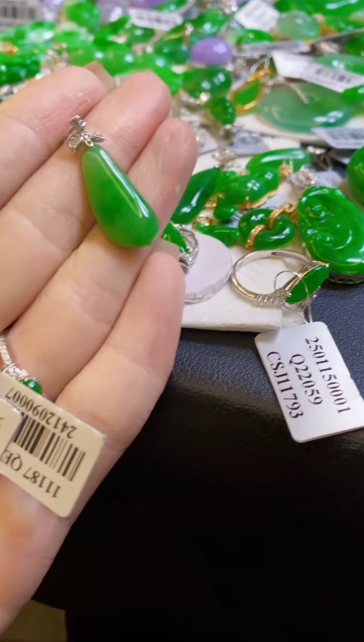 【闪购商品】定制翡翠18K金镶嵌瓜