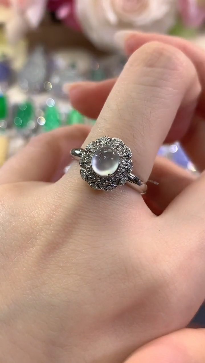 18K金镶嵌戒指翡翠d16     