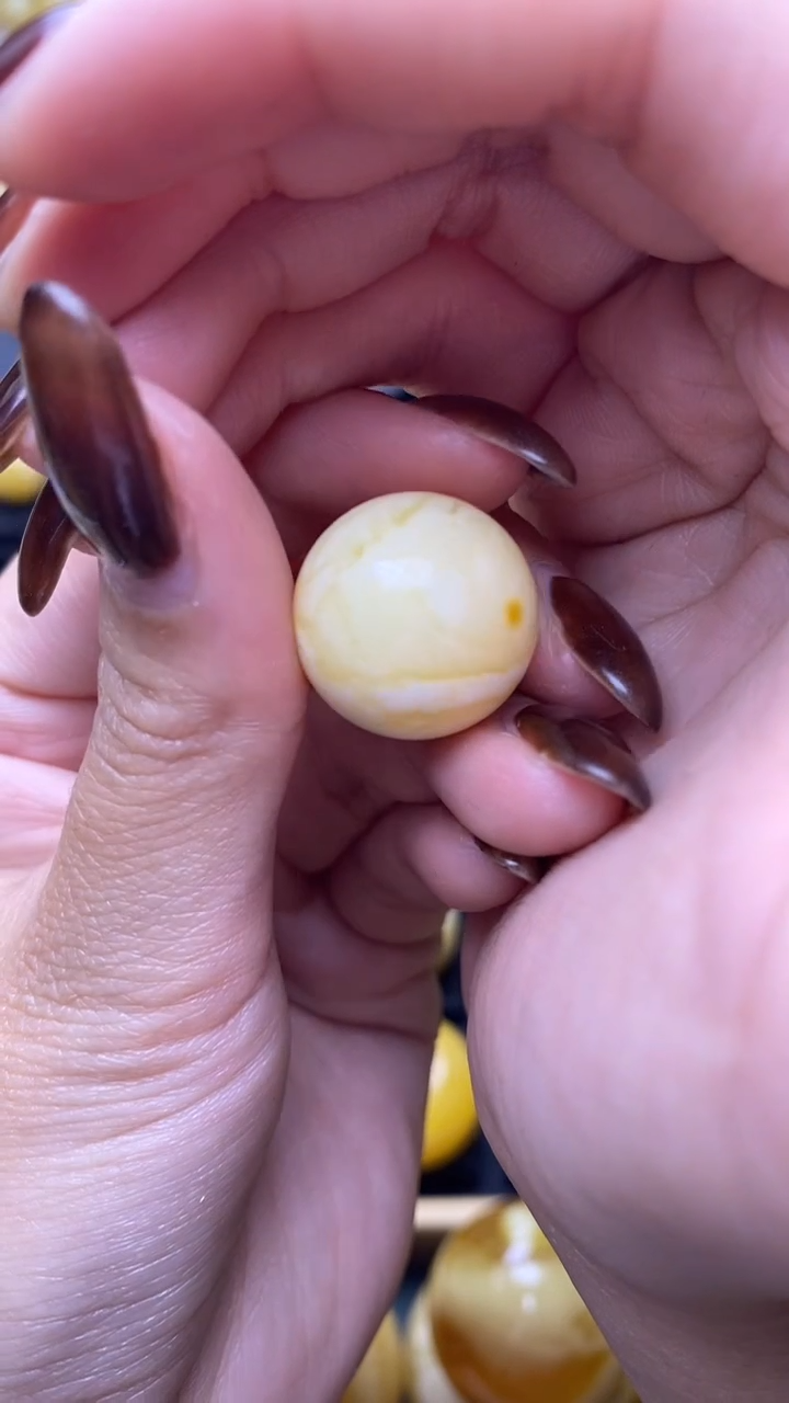 【闪购商品】琥珀裸石未镶嵌蜜蜡.105