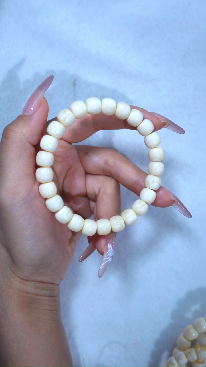 【闪购商品】蜜蜡手链未镶嵌典藏级9.2mm瓷白浓蜡顺色少纹