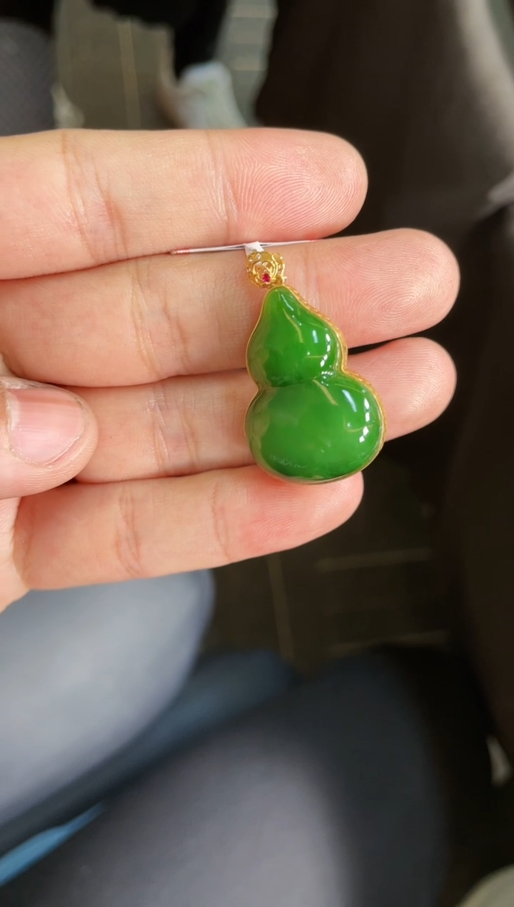 【闪购商品】和田玉吊坠18K金镶嵌多样性发一