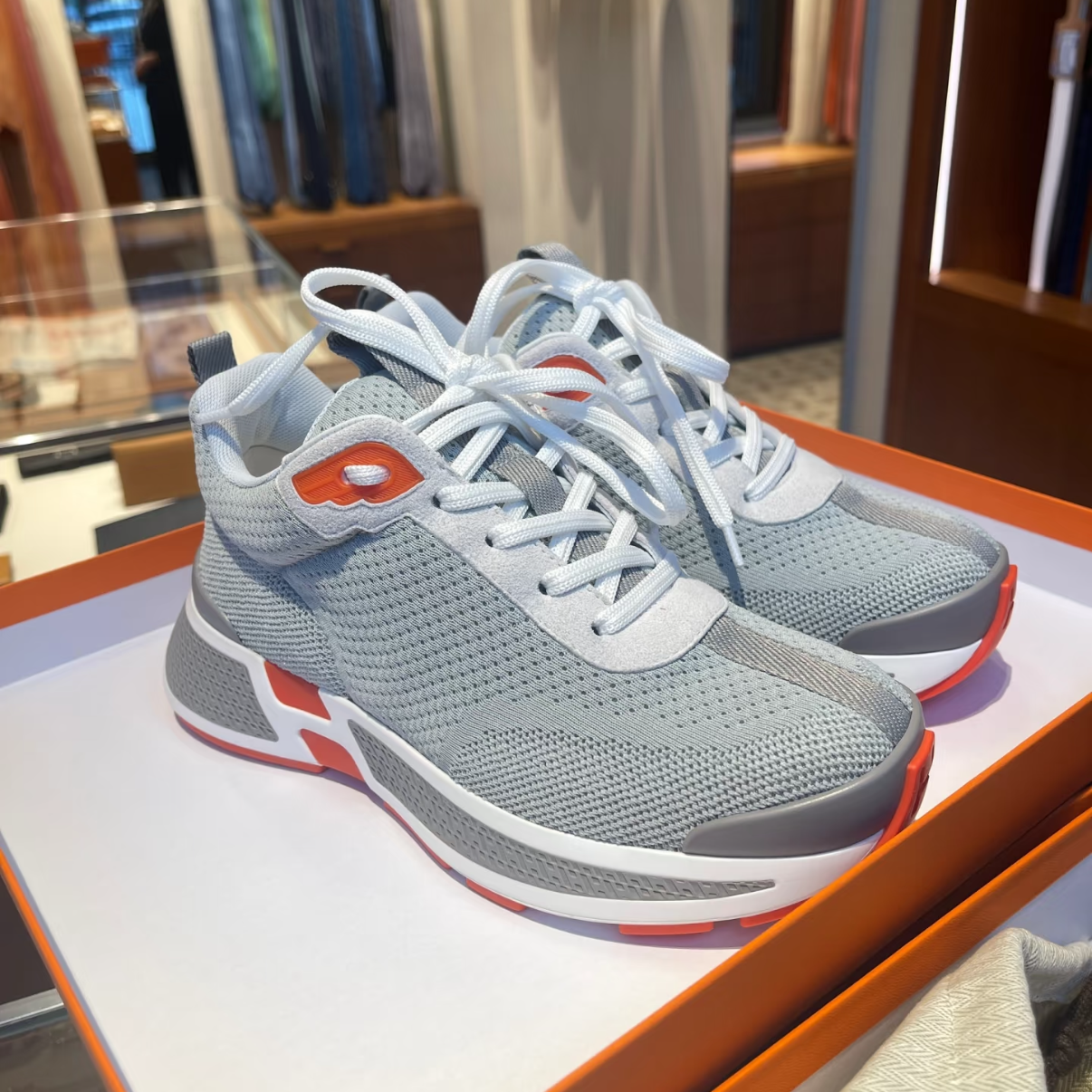 未使用 Hermes/爱马仕 爱马仕灰色织物运动鞋 38