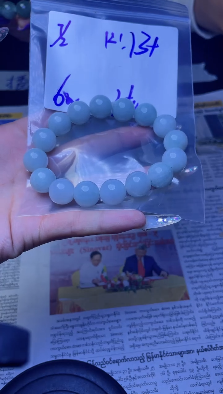 【闪购商品】定制翡翠未镶嵌珠串