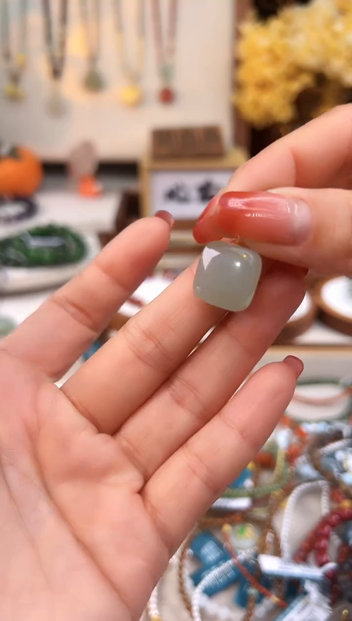 【闪购商品】和田玉吊坠未镶嵌@@A921D016006