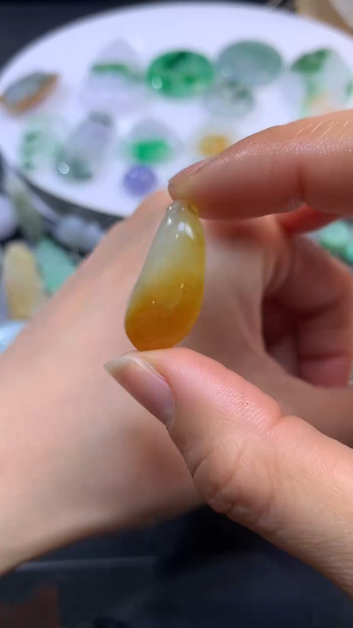 【闪购商品】定制翡翠未镶嵌翡翠