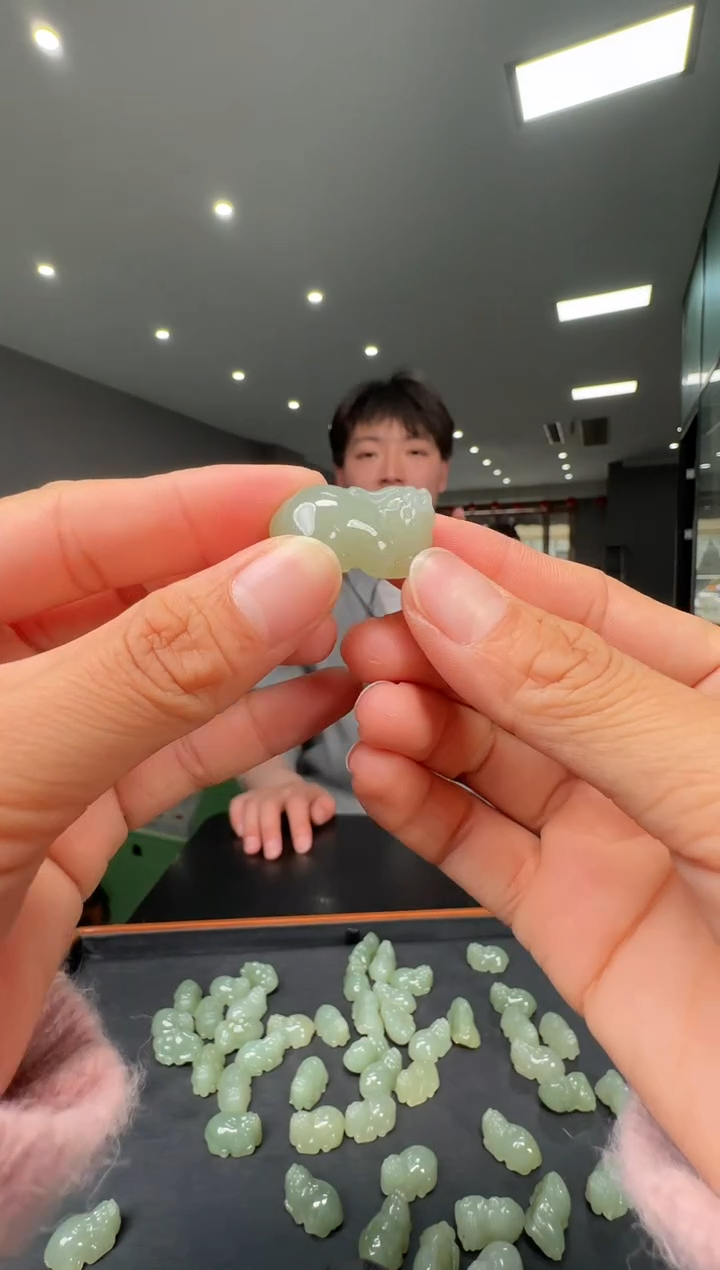 和田玉未镶嵌颈饰貔貅多样性发货拍一发一