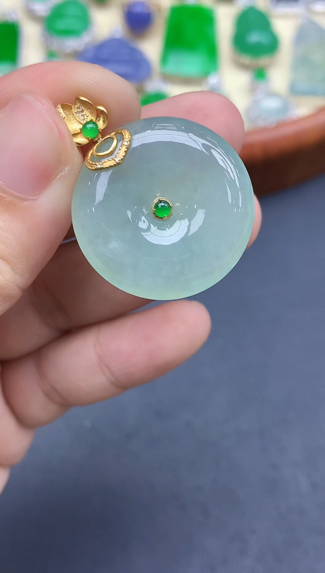颈饰18K金镶嵌翡翠451-中国好珍宝