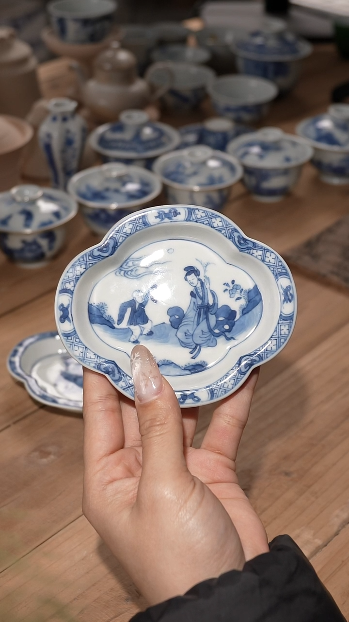 摆件陶小*波景德镇陶瓷摆件