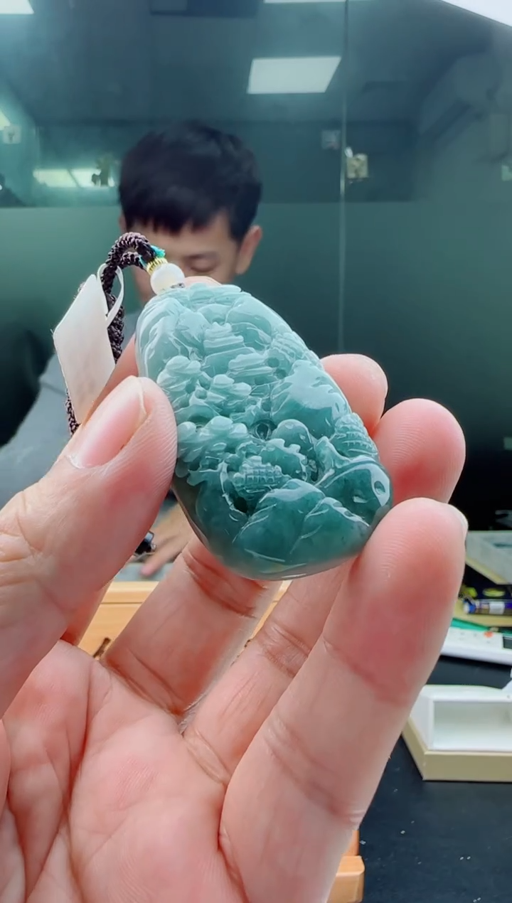 【闪购商品】翡翠颈饰未镶嵌11111111