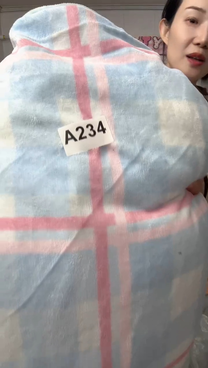 牛奶绒234尺寸不规则瑕疵被罩