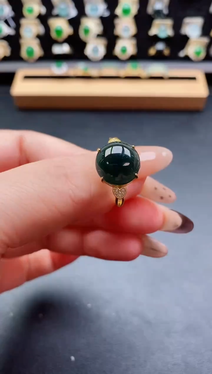 银S925镶嵌戒指翡翠1