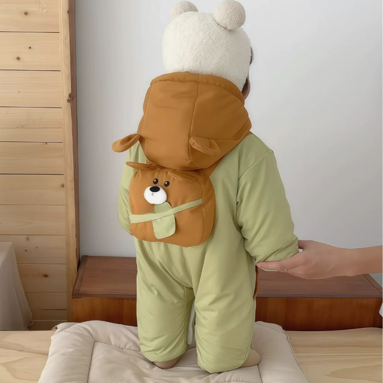 MR冬款小熊背包哈衣男女宝宝拉链连帽长袖爬服婴幼可爱卡通连体衣