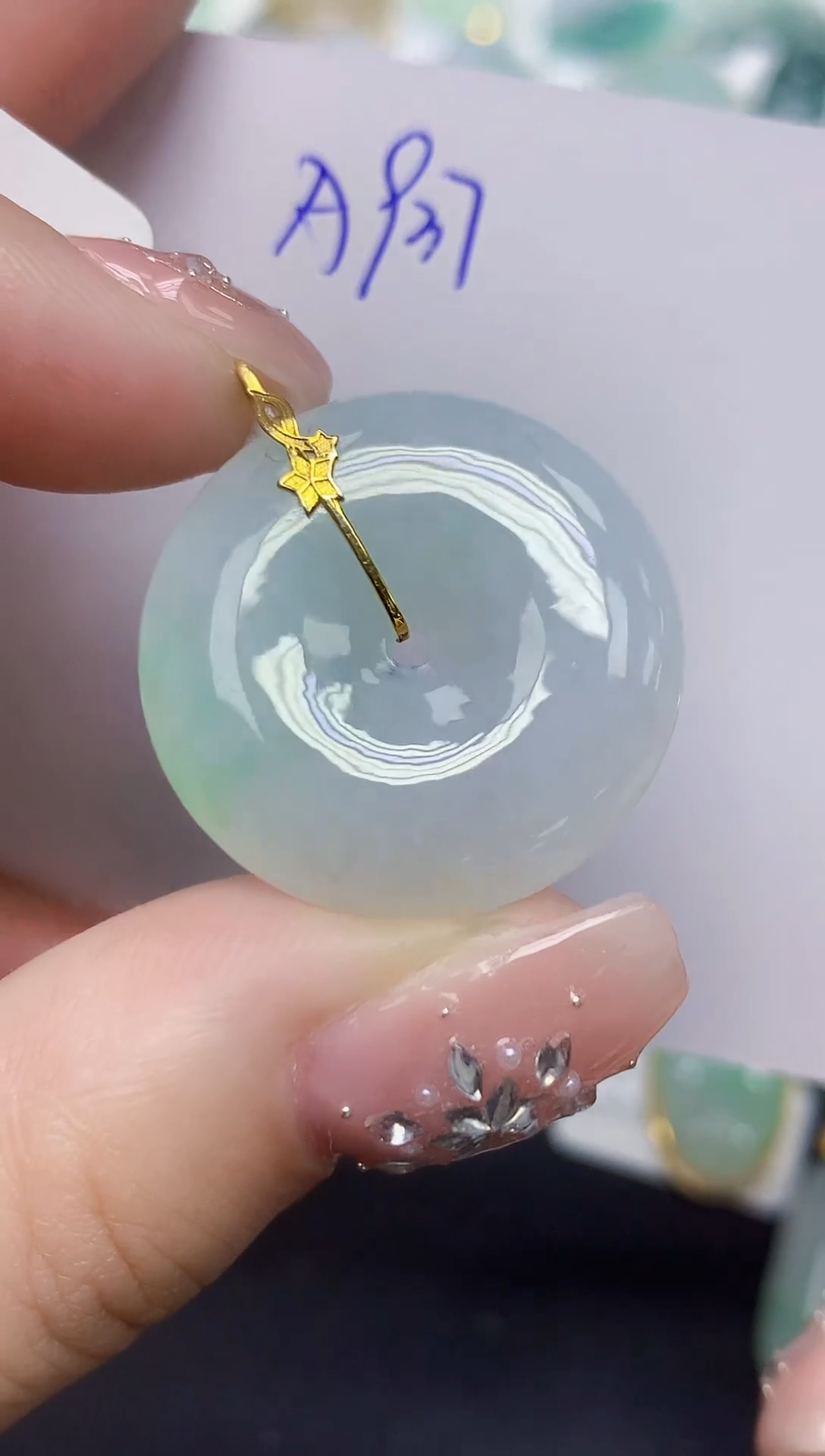 颈饰18K金镶嵌翡翠天然缅甸翡翠A货翡翠百元以上9元证书费自理