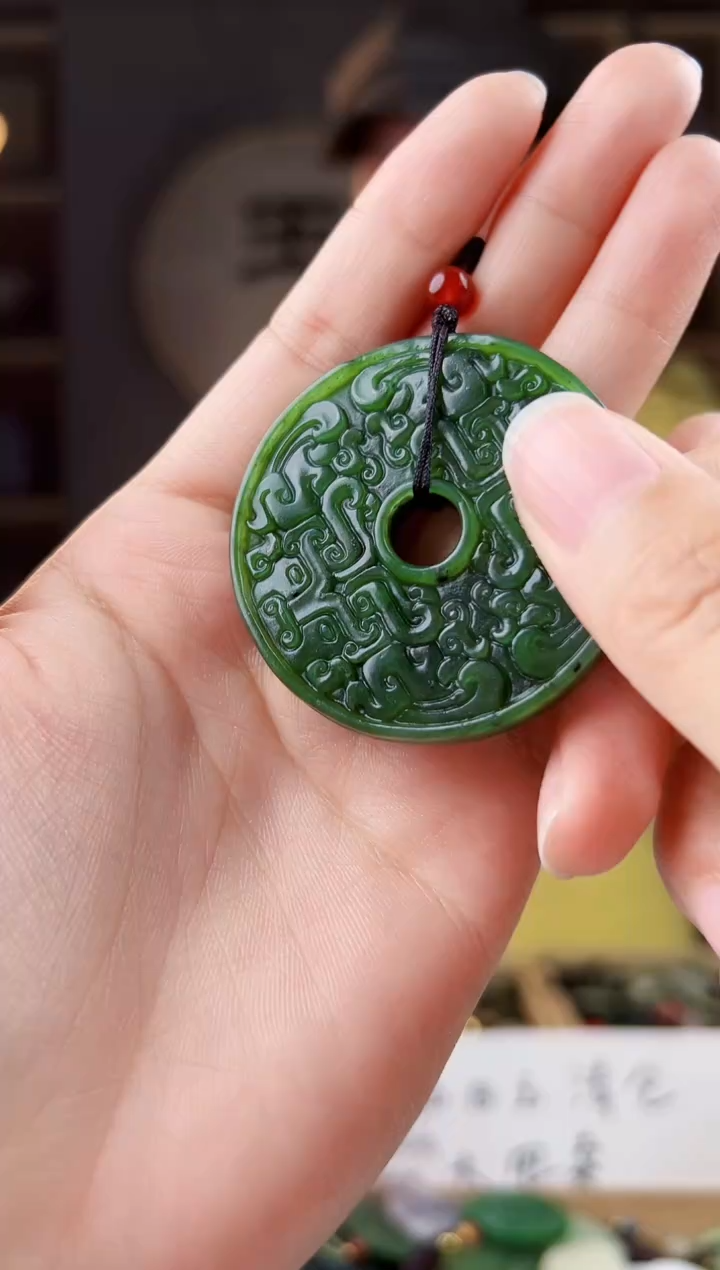 颈饰未镶嵌和田玉拍一发一，多样性发货