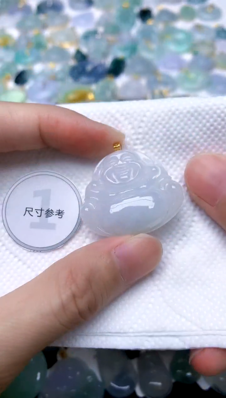 颈饰18K金镶嵌翡翠天然A货翡翠