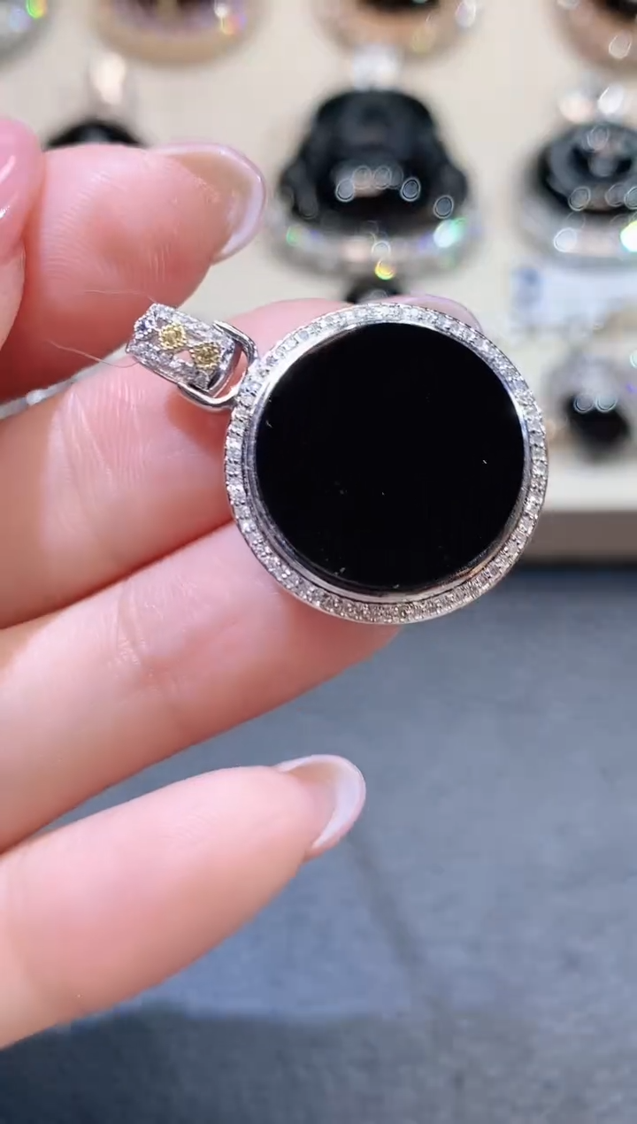 【闪购商品】翡翠吊坠(不含链)18K金镶嵌D16