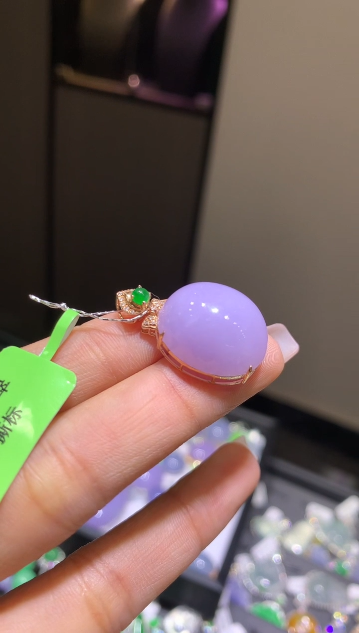 翡翠18K金镶嵌吊坠(不含链)蛋面