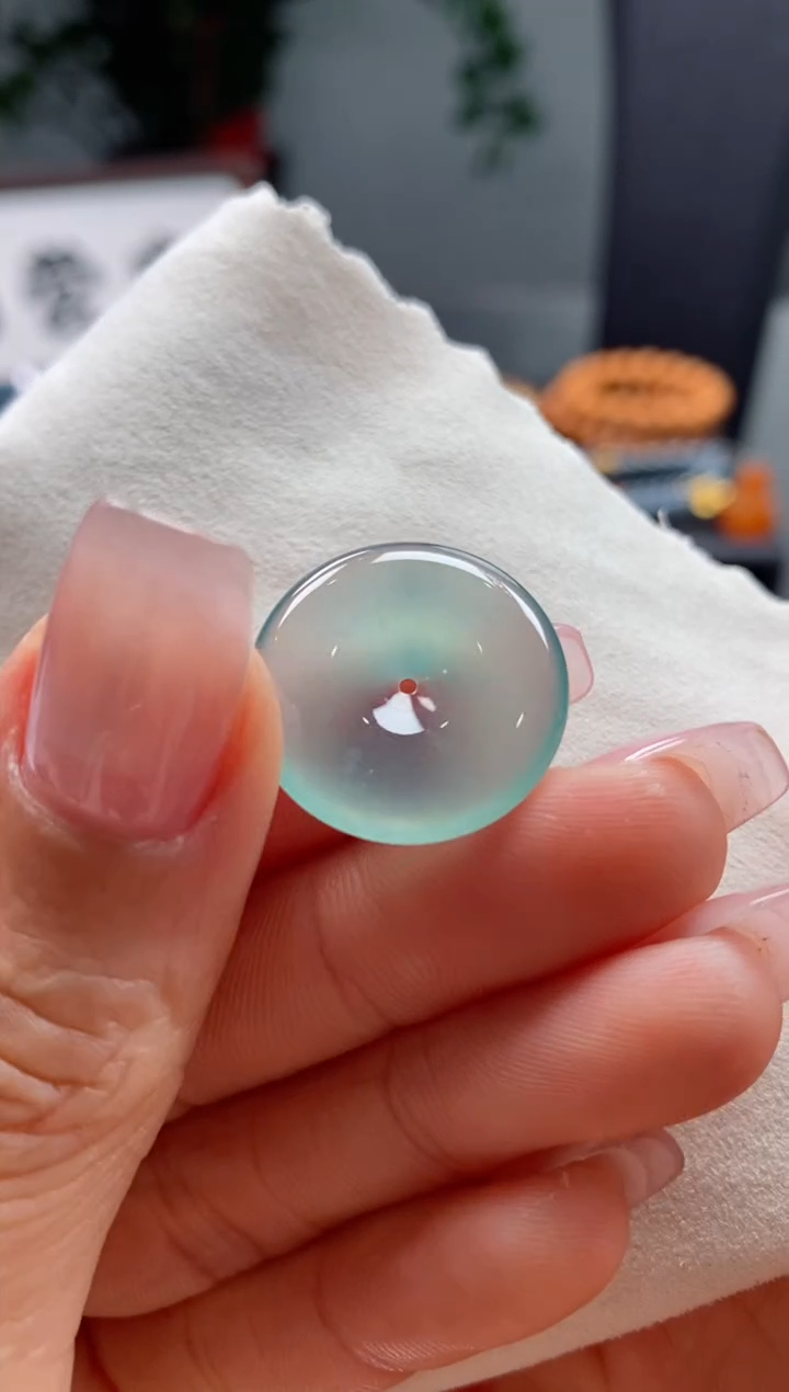 【闪购商品】翡翠颈饰未镶嵌0431389501