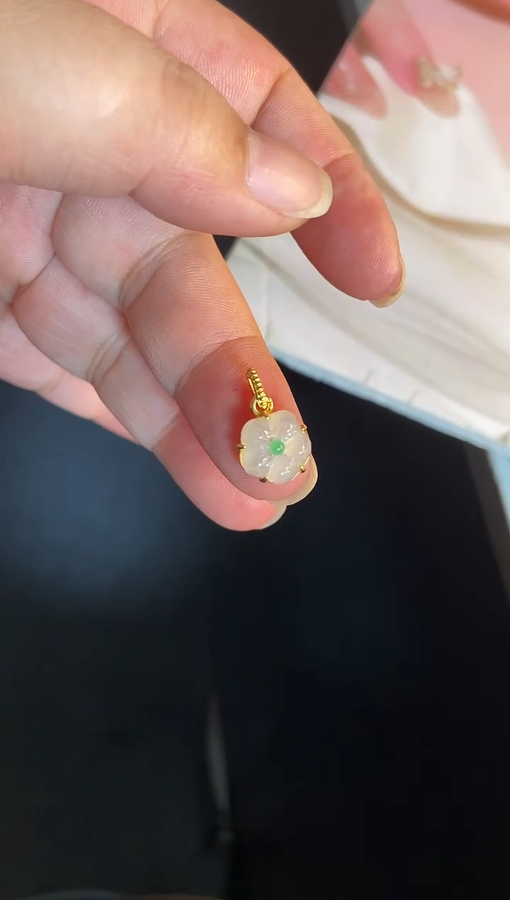 吊坠(不含链)银S925镶嵌翡翠1