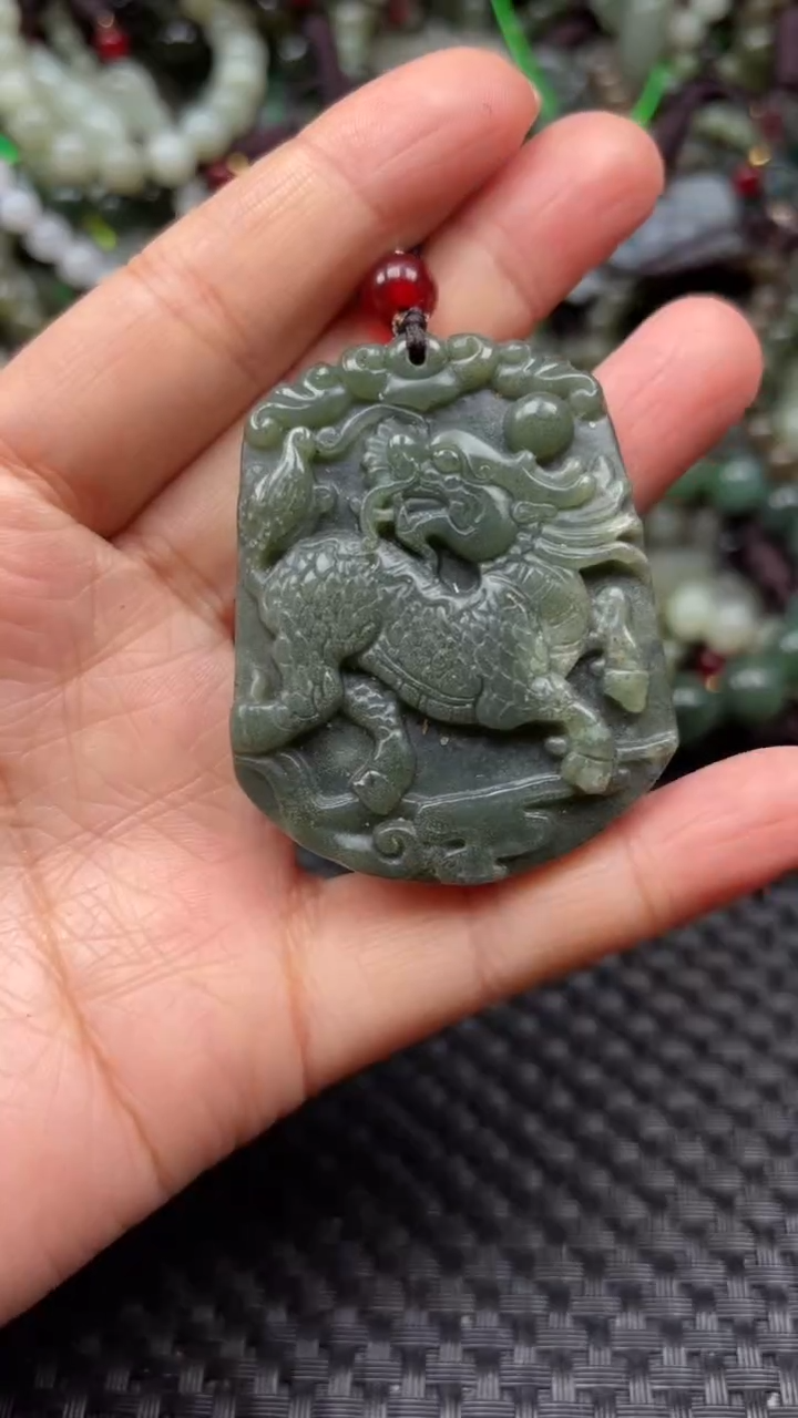 【闪购商品】和田玉颈饰未镶嵌.