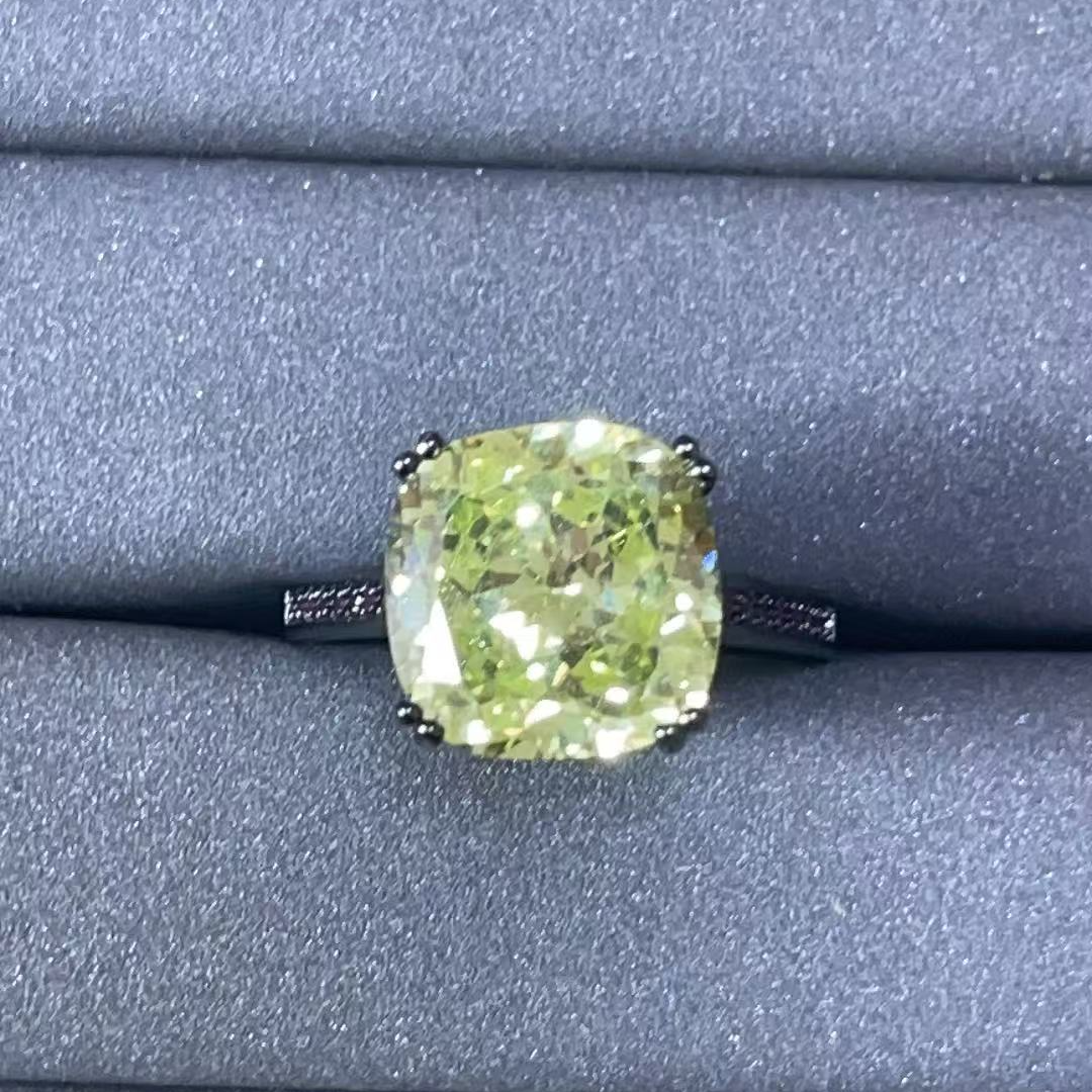 宝阁甄选绿戒指409