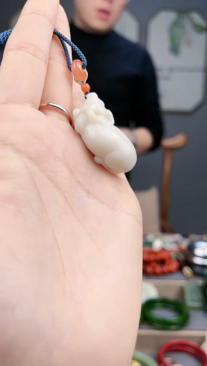 【闪购商品】和田玉颈饰未镶嵌AA多样性发货 