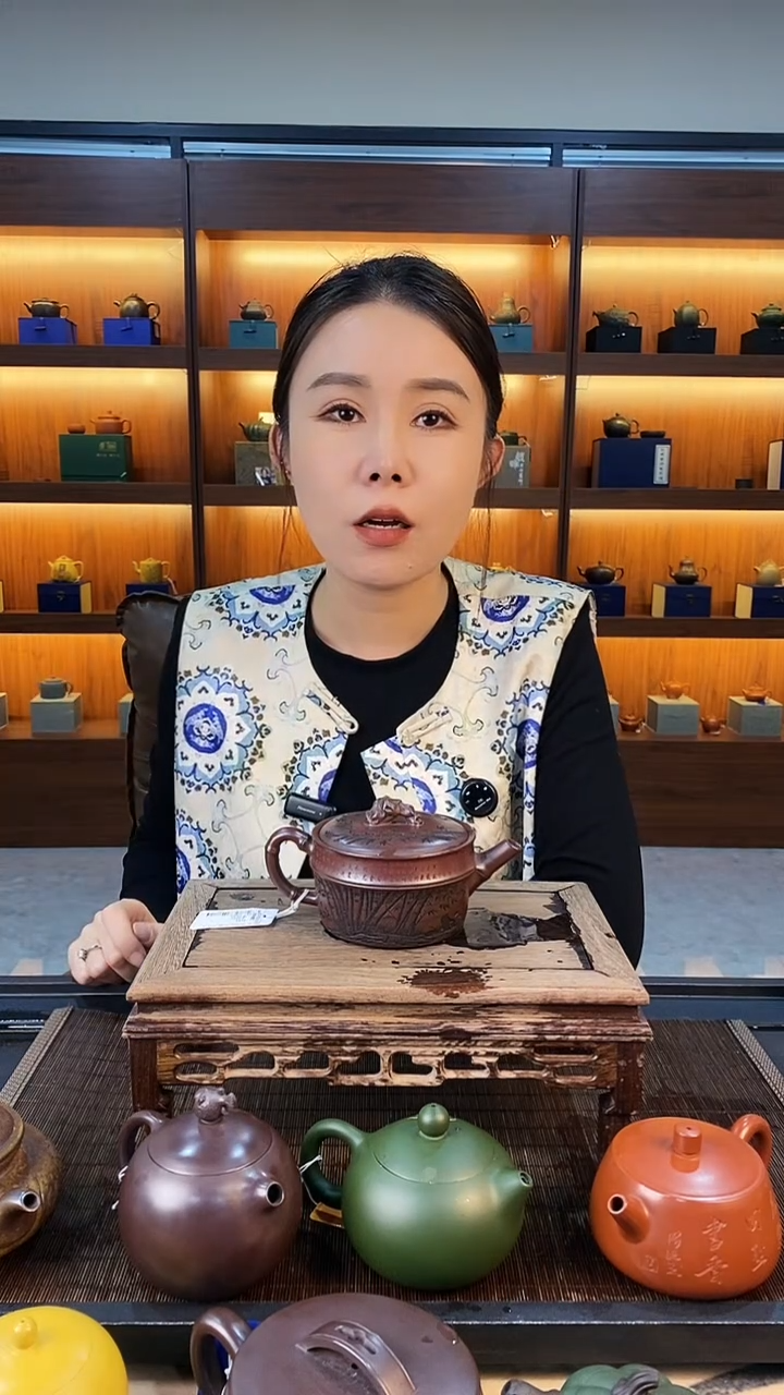 茶壶紫砂太湖石熊猫双线汉瓦 石红 李恒丽