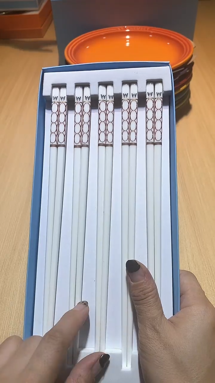 【闪购商品】瓷片锅碗瓢盆一件不剩